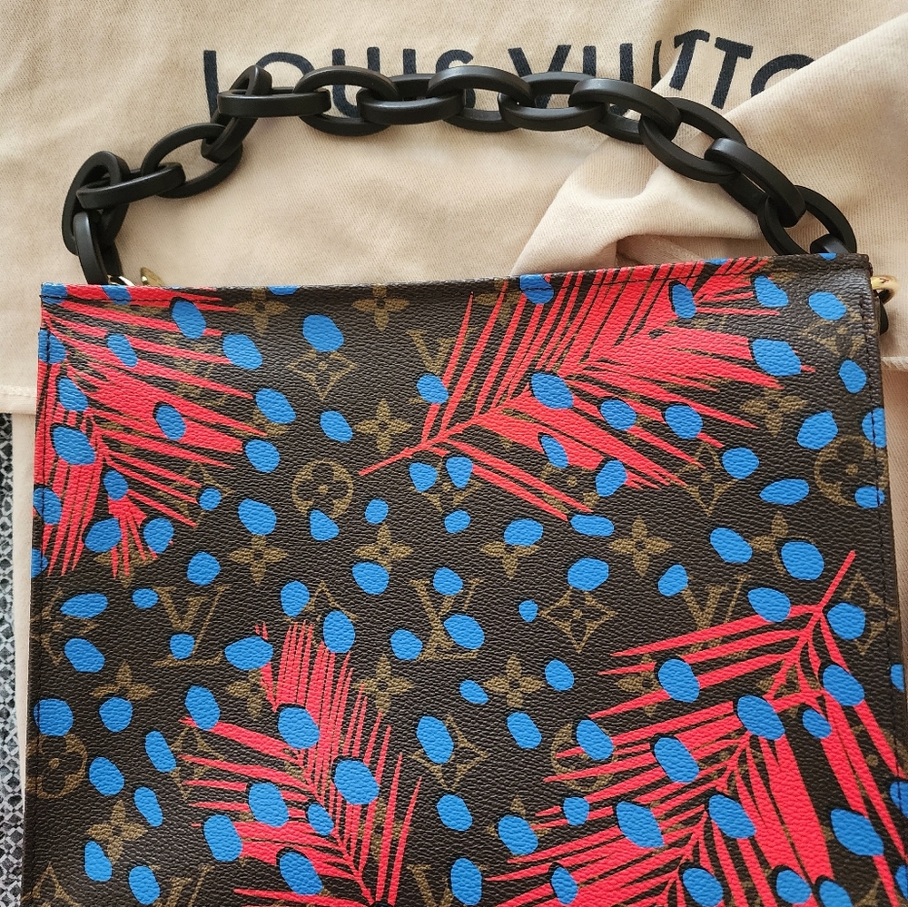 🎉SALE🎉Louis Vuitton 26 pouch